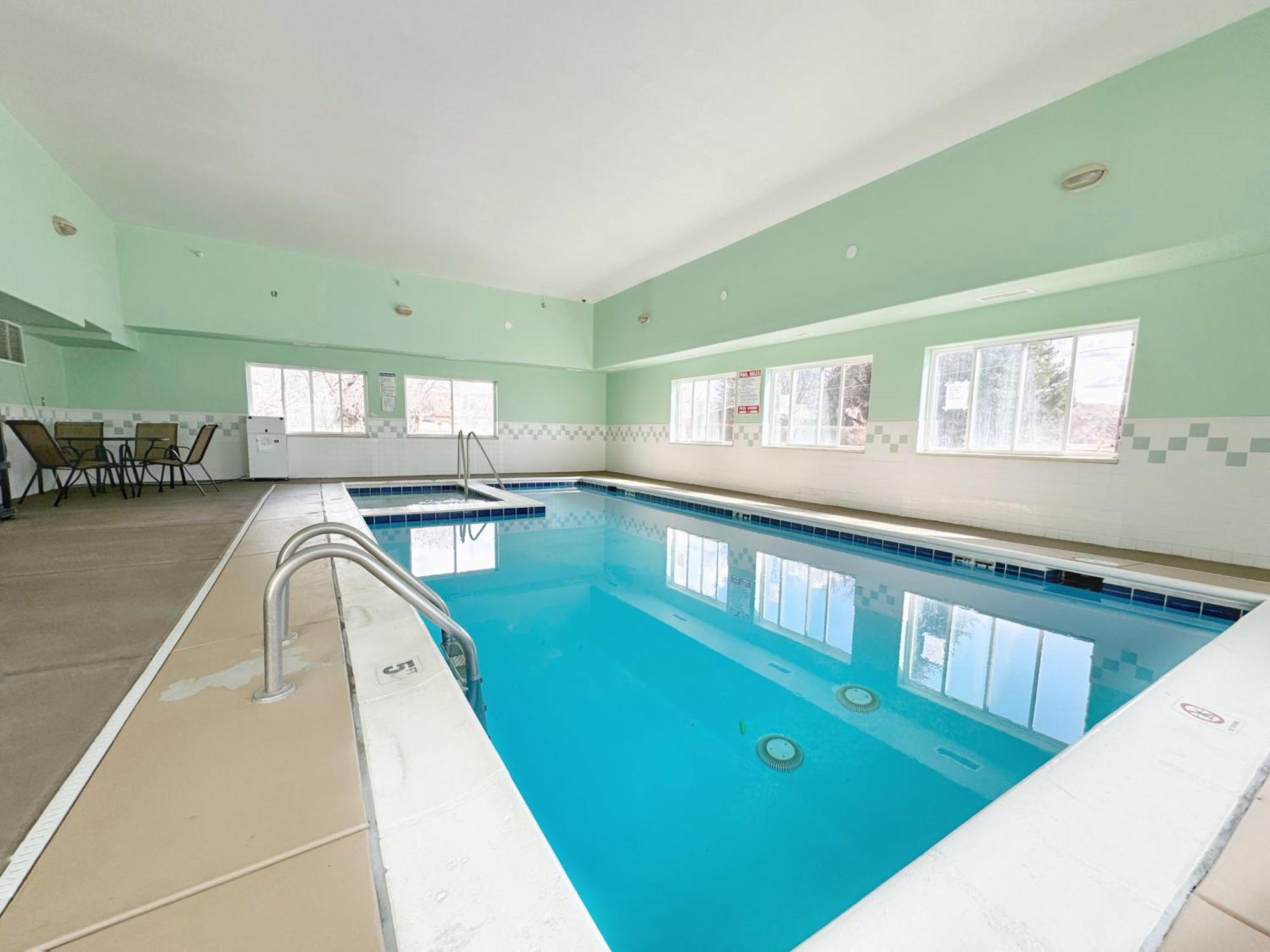 Stay Wise Inn Cedaredge Bagian luar foto